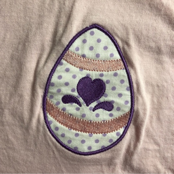 Small Boutique Pink Easter Egg Embroidered Tee Size 3T - Picture 4 of 4